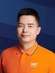 先飞老杨